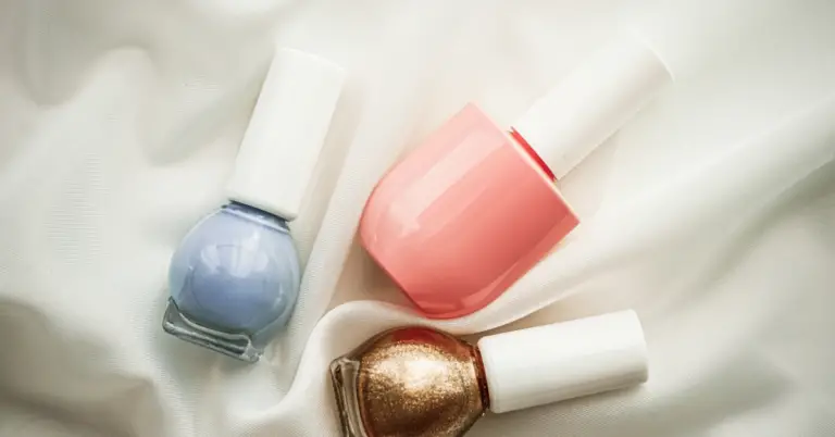 The Best Clean, Non-Toxic Nail Polish with Safe EWG Ratings
